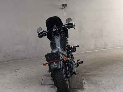Harley-Davidson FXLRS 2022