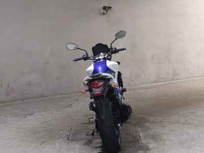 Suzuki Gladius SFV400 2013