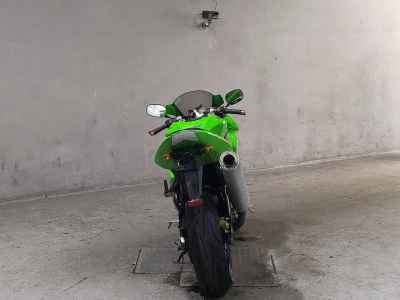 Kawasaki Ninja ZX-10R 2005