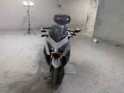 Yamaha TMAX 560 2025