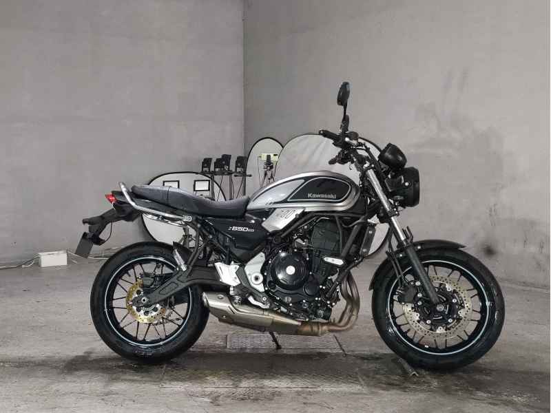 Kawasaki Z650RS 2023