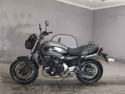 Kawasaki Z650RS 2023