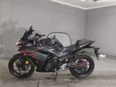 Yamaha YZF-R3 2017