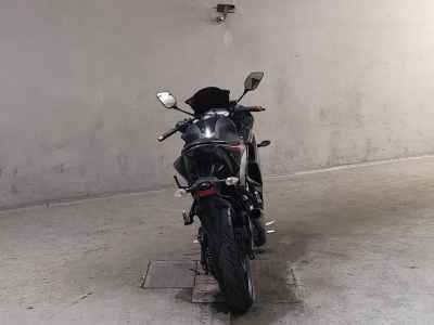 Yamaha YZF-R3 2017