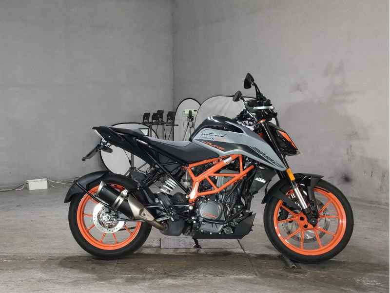 KTM 390 Duke 2021