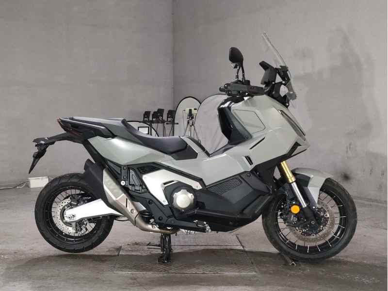 Honda X-Adv 750 2026