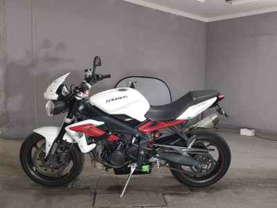 Triumph Street Triple R 2014