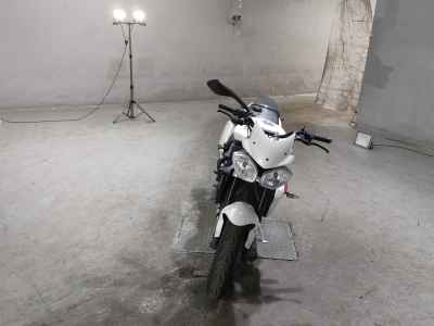Triumph Street Triple R 2014
