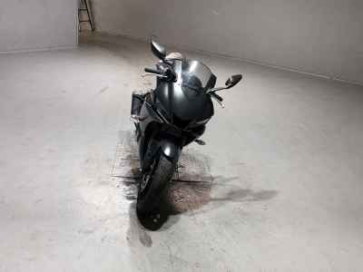 Yamaha YZF-R25 2021