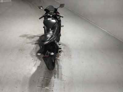Yamaha YZF-R25 2021