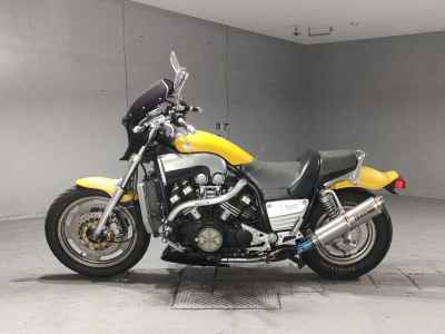 Yamaha V-Max 1200 2024