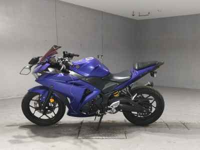 Yamaha YZF-R25 2017