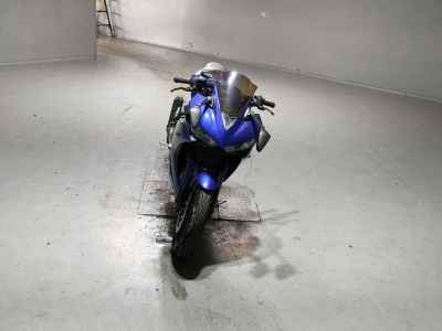 Yamaha YZF-R25 2017