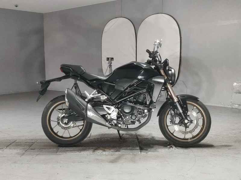 Honda CB250R 2019