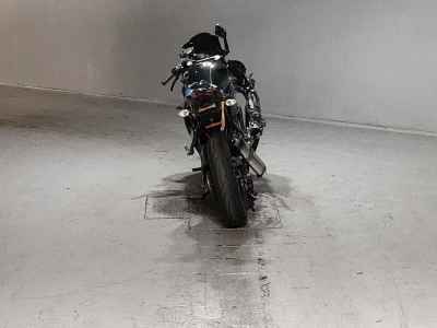 Yamaha YZF-R25