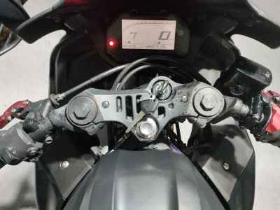 Yamaha YZF-R25