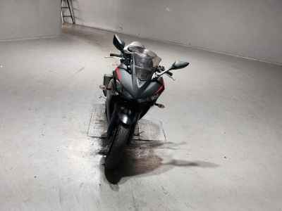 Yamaha YZF-R25