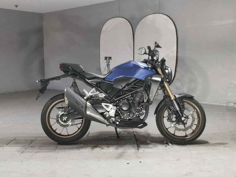 Honda CB250R 2019