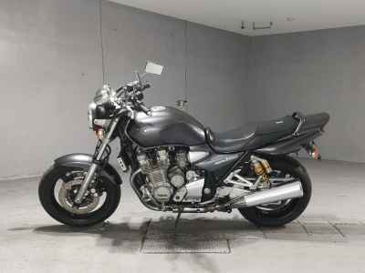 Yamaha XJR1300 2005