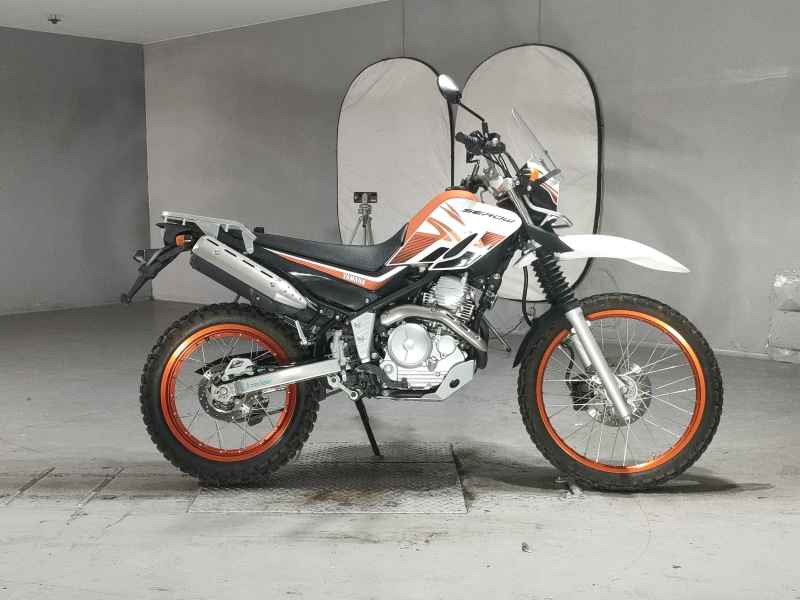 Yamaha XT250 Serow 2018