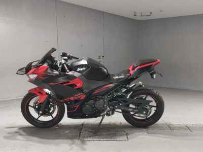 Kawasaki Ninja 250 2018