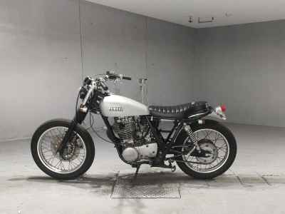 Yamaha SR400 2006