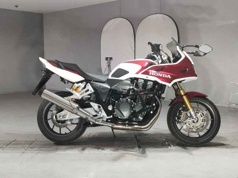 Honda CB1300 Super Boldor 2025