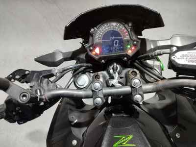 Kawasaki Z400 2022