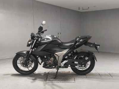 Suzuki Gixxer 250SF