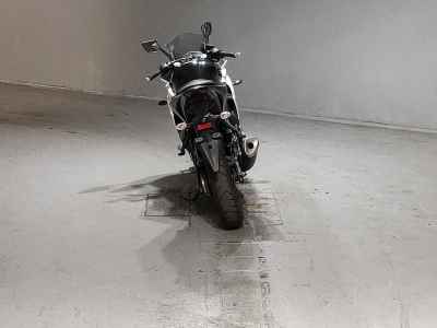 Yamaha YZF-R25 2017
