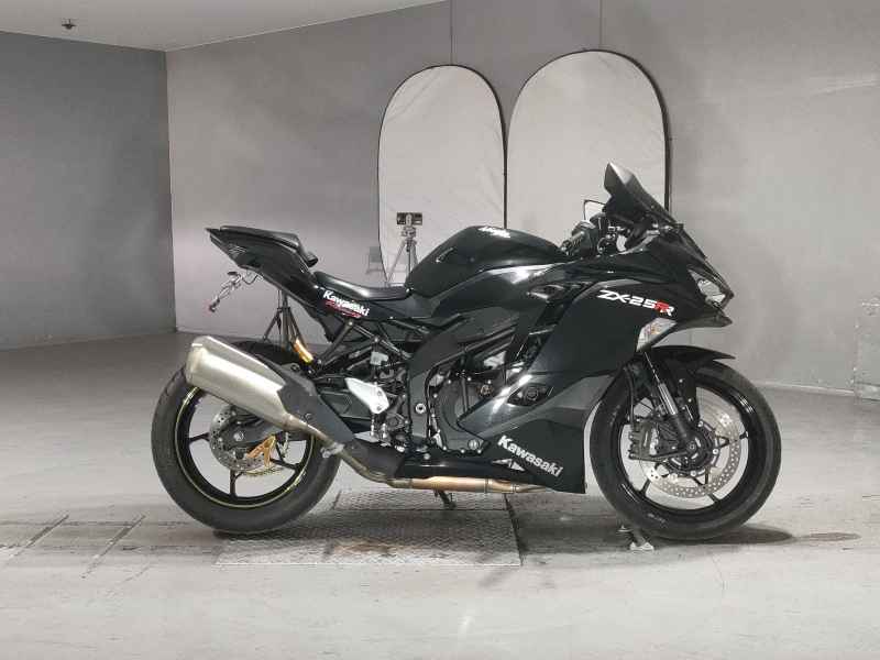 Kawasaki Ninja ZX-25R 2020
