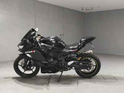 Kawasaki Ninja ZX-25R 2020