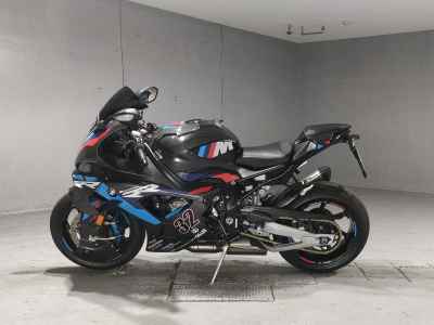 BMW M1000RR 2024