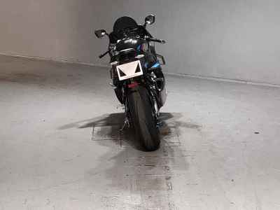BMW M1000RR 2024