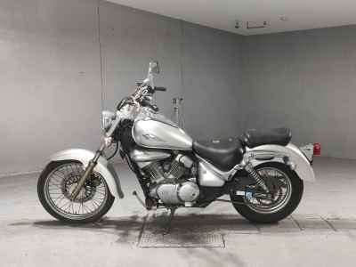 Suzuki Intruder 250LC