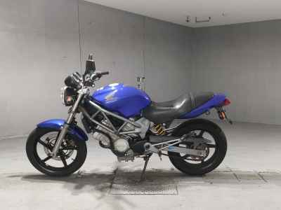 Honda VTR250 2005