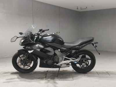 Kawasaki Ninja 400R 2011