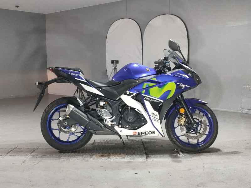 Yamaha YZF-R25 2016