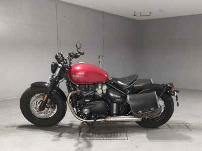 Triumph Bonneville Bobber 2024
