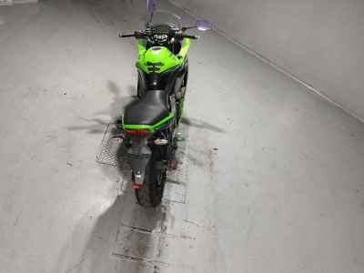 Kawasaki Ninja 400R 2012
