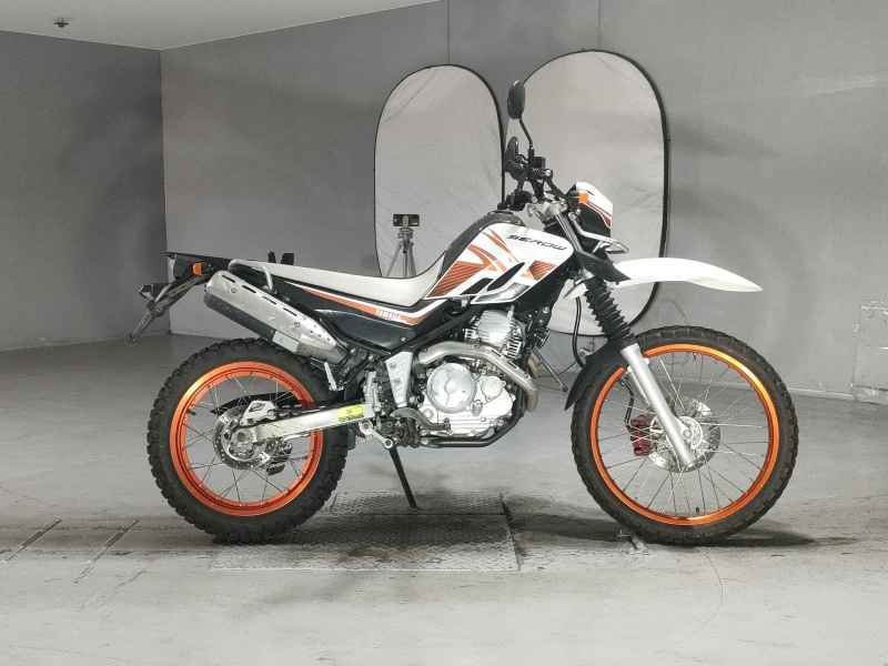 Yamaha XT250 Serow 2018