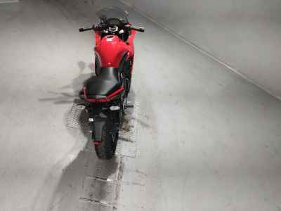 Kawasaki Ninja 400R 2012
