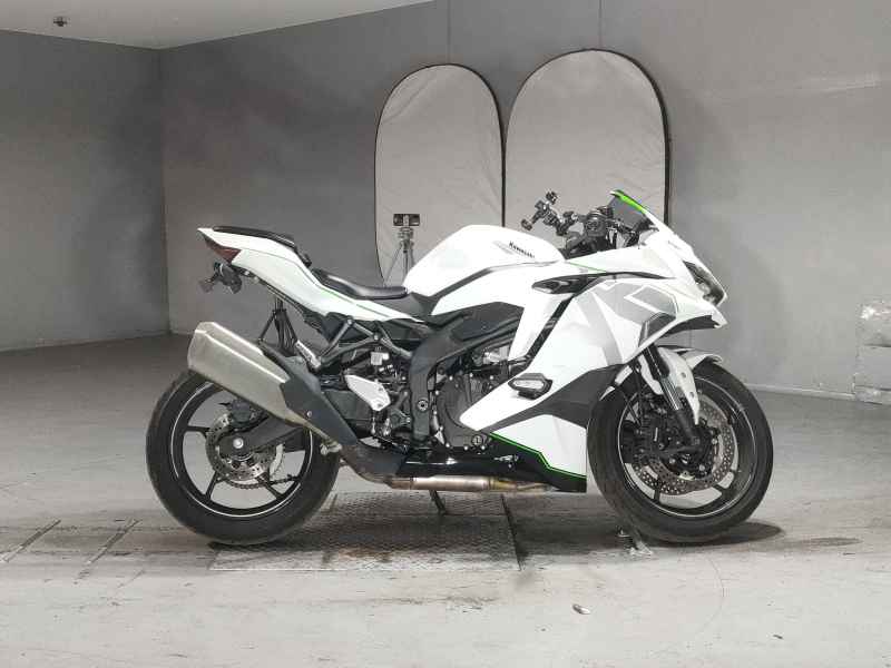 Kawasaki Ninja ZX-4R SE 2025