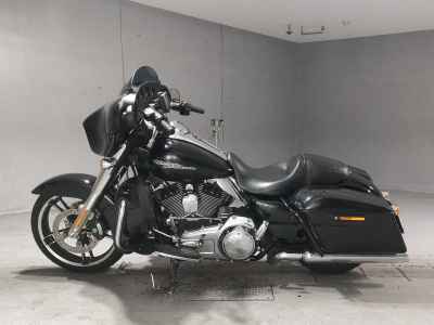 Harley-Davidson FLHX 1690 2013