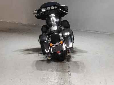 Harley-Davidson FLHX 1690 2013