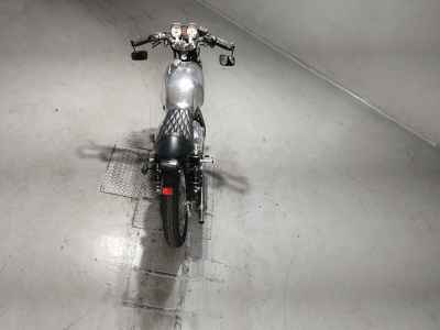 Yamaha SR400