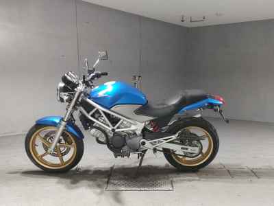 Honda VTR250 2009