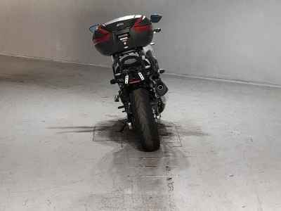 Suzuki GSR750 2015