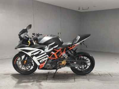 KTM RC 390 2021