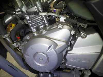 Suzuki GSR250